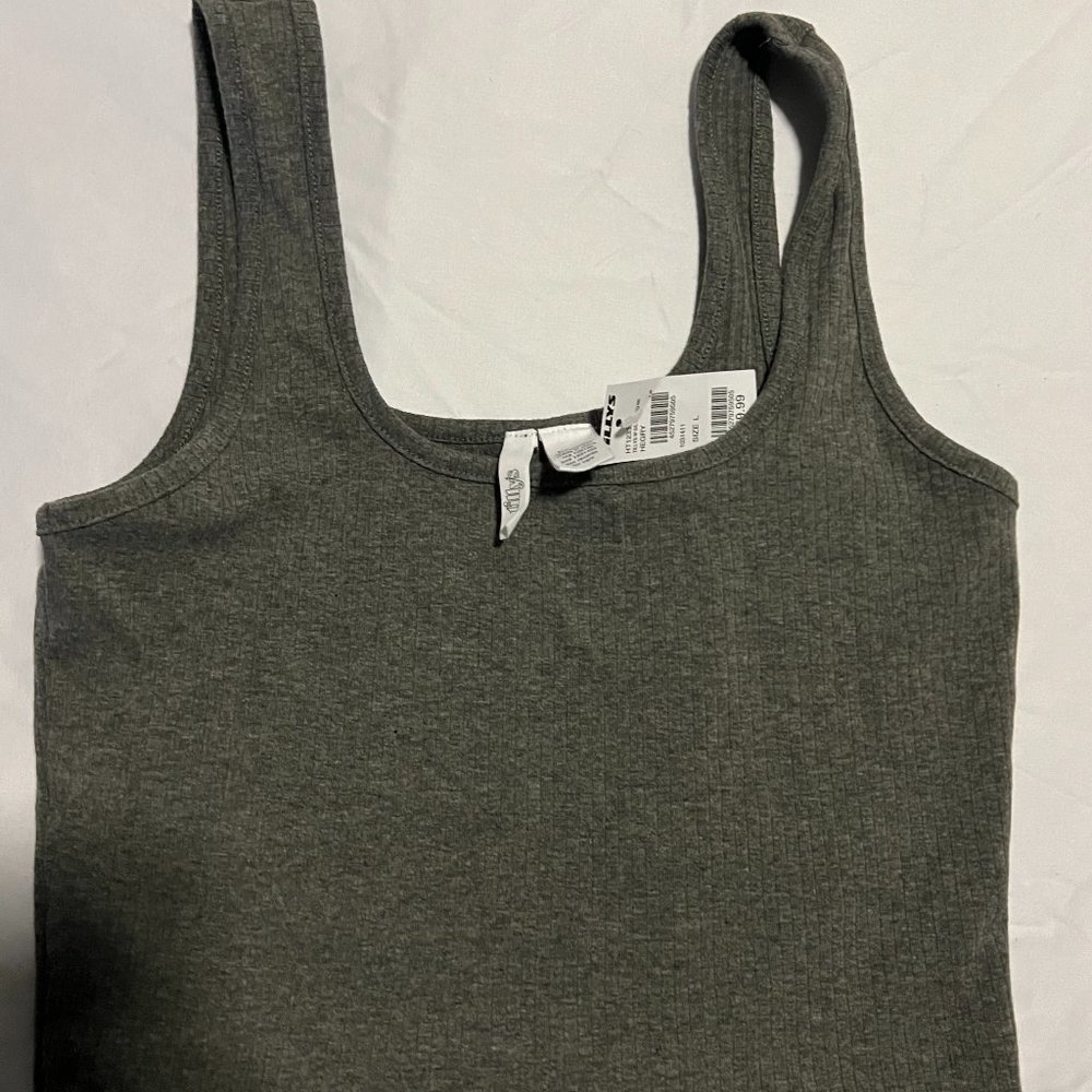 Square neck tank top